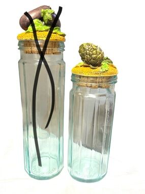 Horchow / Cardo 90’s Made in Italy Tomato Canister Artichoke Cork Topper 13.5”